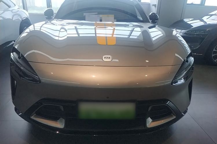 Xiaomi YU7 2025 — 2