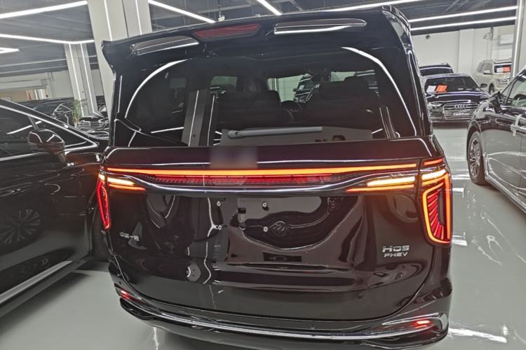 Hongqi HQ9 PHEV 2024 — 5