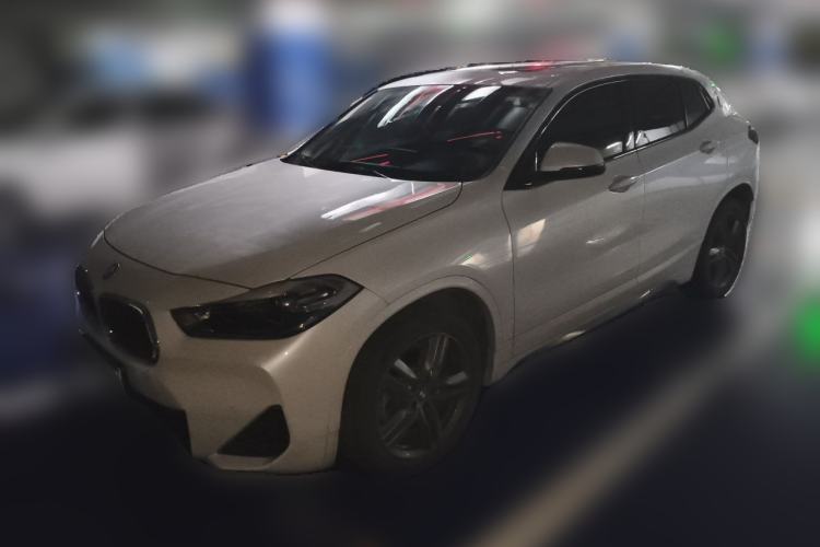 BMW X2 2022 — фото 1
