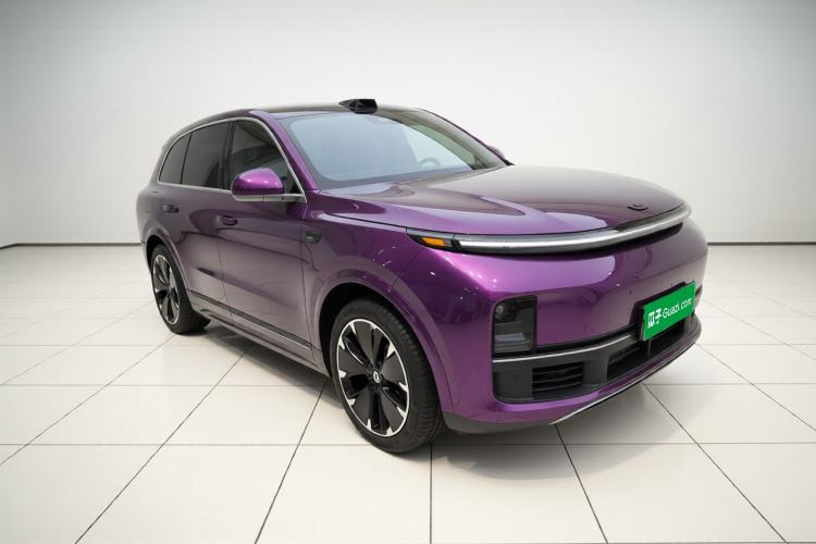 Li Auto L8 2023 — 3