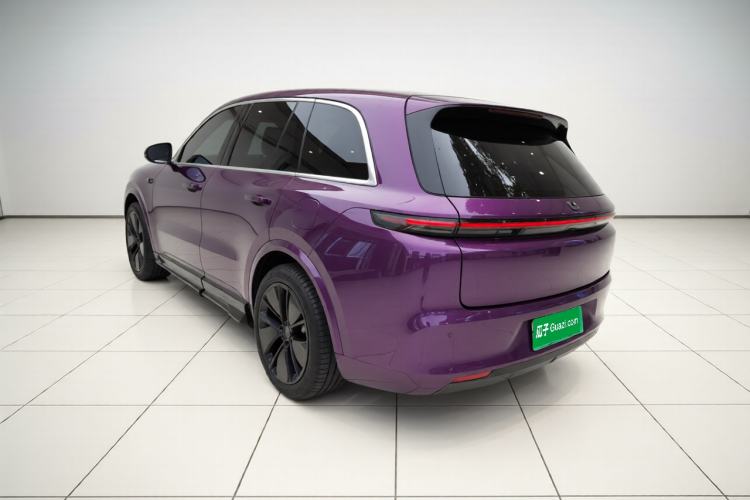 Li Auto L8 2023 — 4