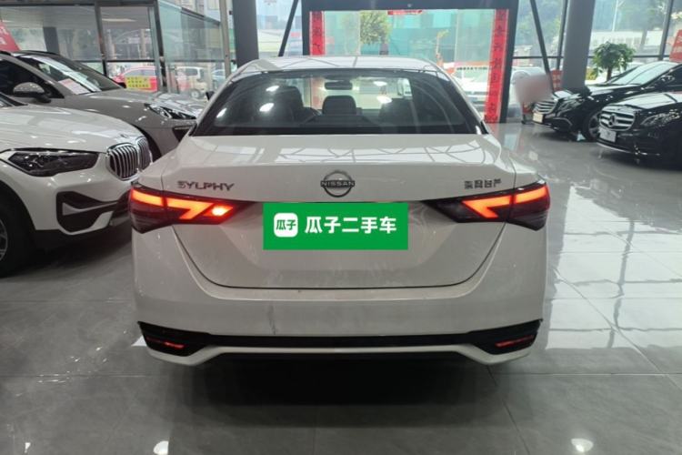 Nissan Sentra 2023 — фото 5