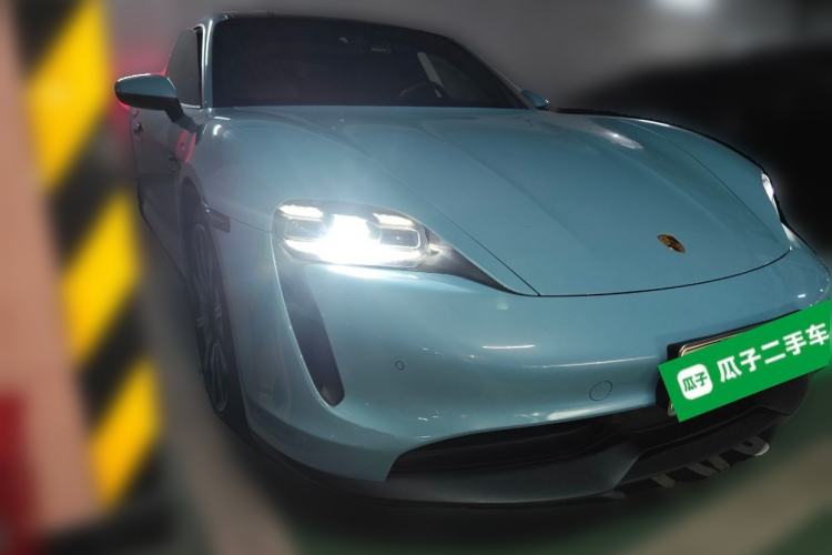 Porsche Taycan 2019 — 3