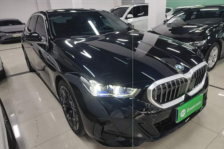 BMW 530Li 2025 — 3