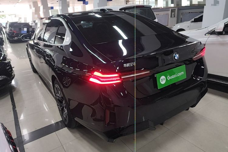 BMW 530Li 2025 — 4