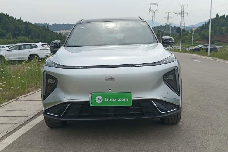 Geely Galaxy L7 2025 — 2