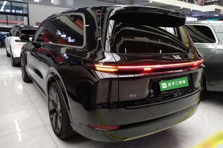 Li Auto L9 2025 — 4