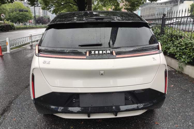 Zeekr X 2023 — 5