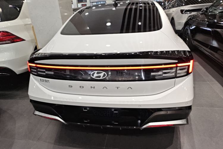 Hyundai Sonata 2024 — 5