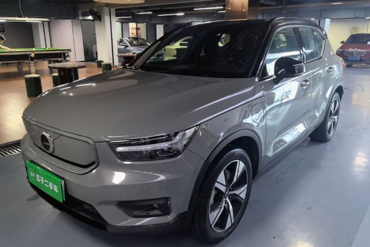 Volvo xc40 new energy 2021 — фото 1
