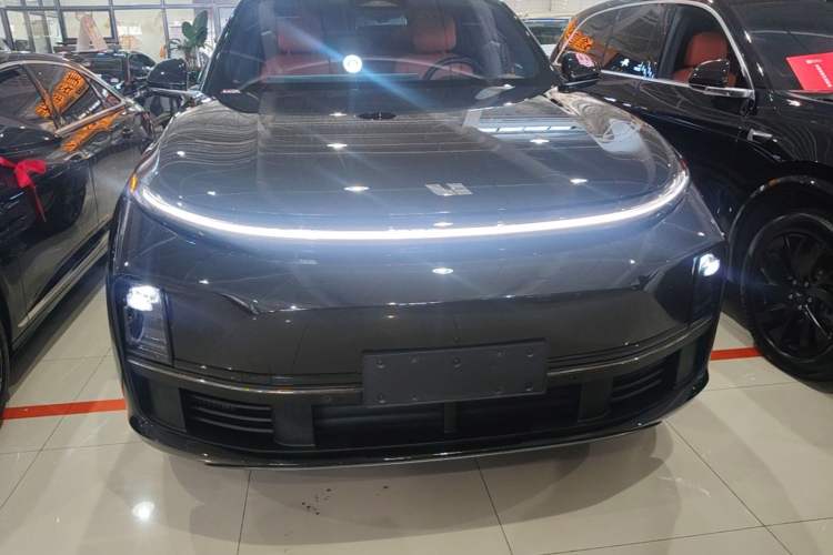 Li Auto L7 2024 — 2