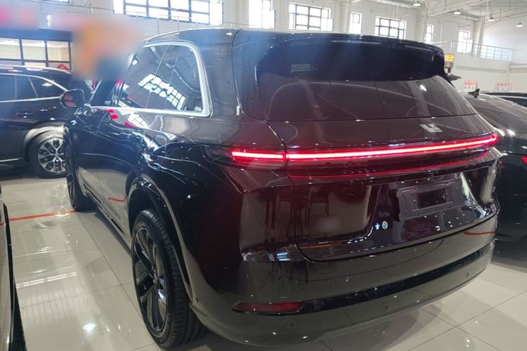 Li Auto L7 2024 — 4