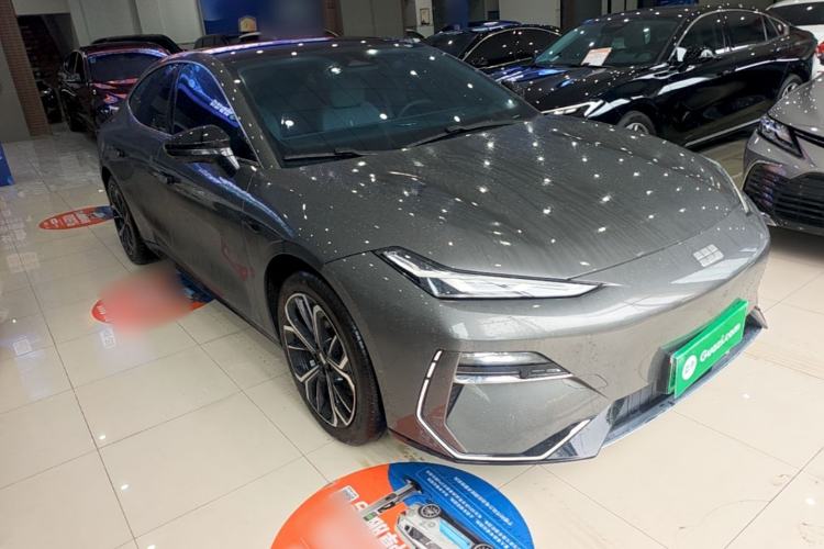 Geely Galaxy E8 2025 — 3