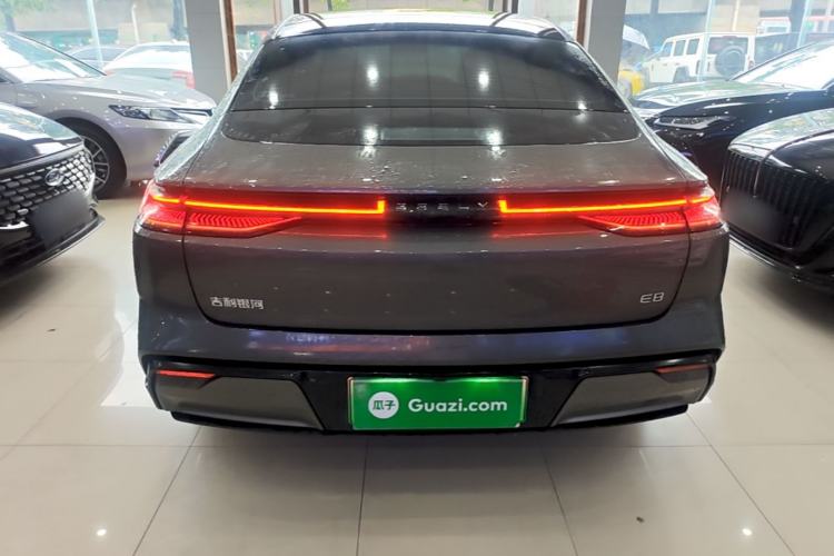 Geely Galaxy E8 2025 — 5