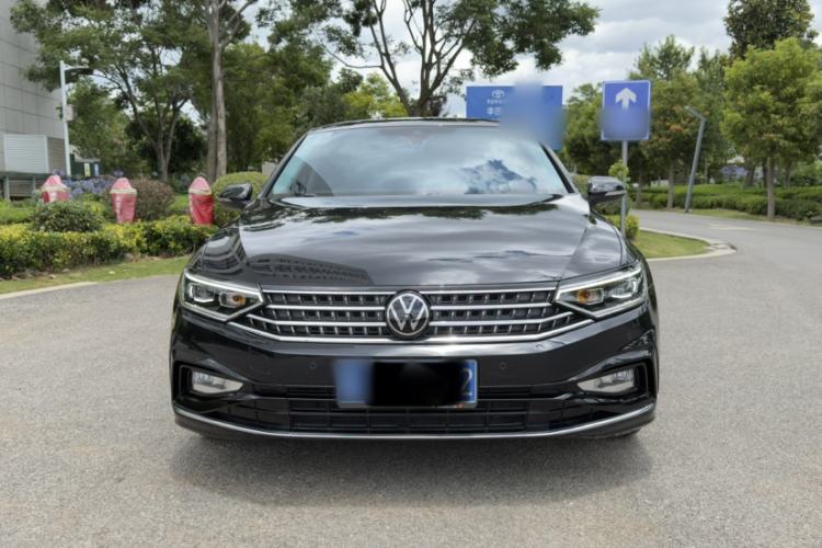 Volkswagen Magotan 2025 — 2