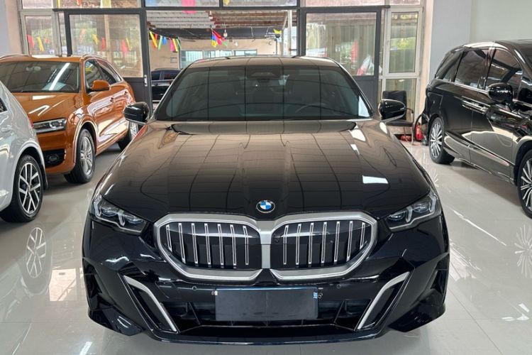 BMW 530Li 2024 — 2