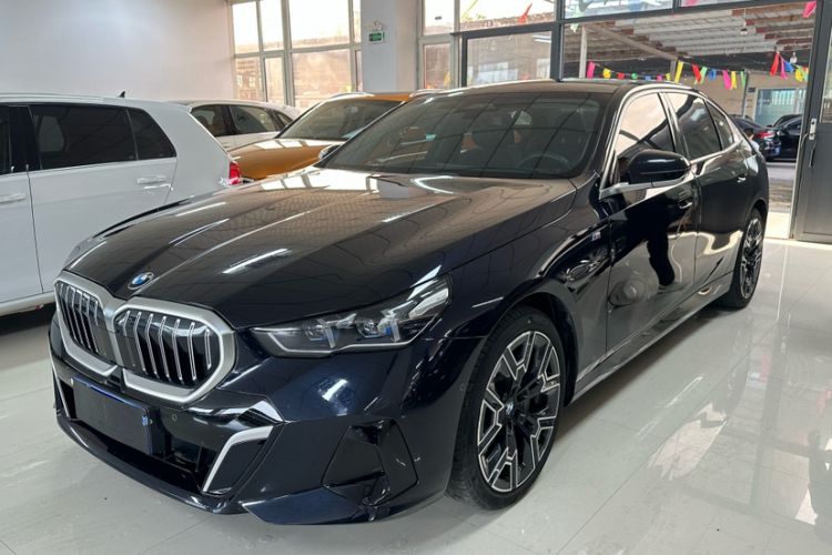 BMW 530Li 2024 — 4