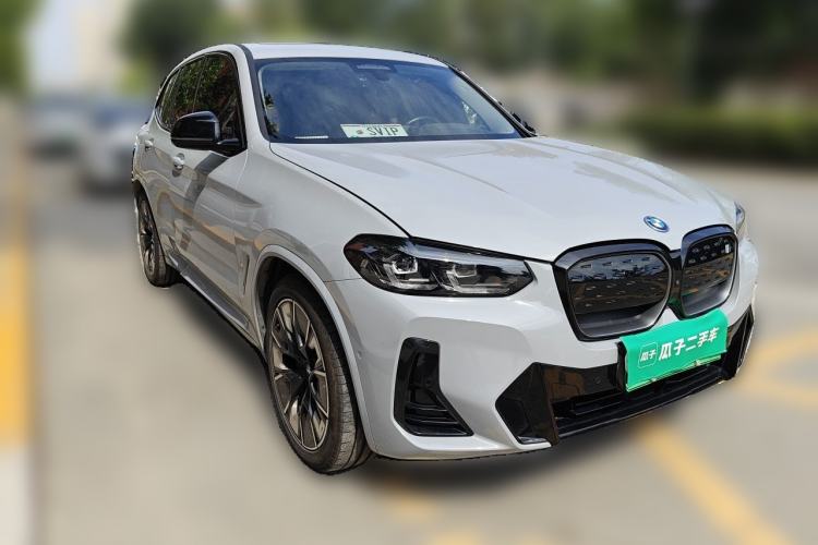 BMW iX3 2023 — 3