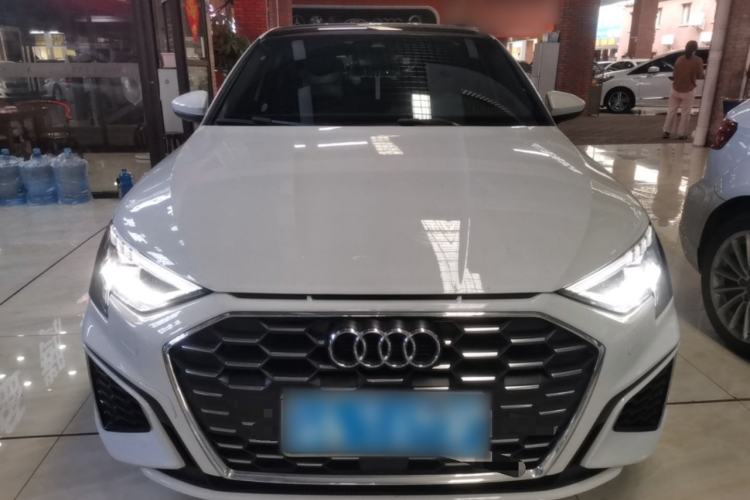 Audi A3 2021 — 2