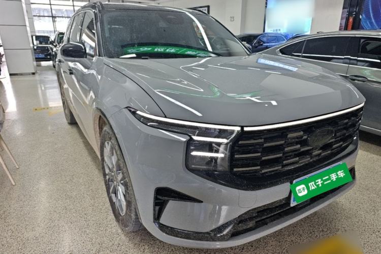 Ford Explorer 2023 — 3