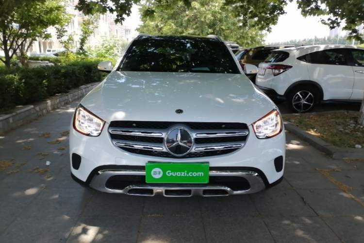 Mercedes-Benz GLC 260 L 2021 — 2