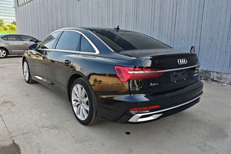 Audi A6L 2023 — фото 4