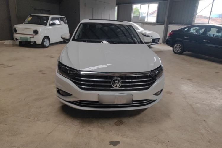Volkswagen Sagitar 2020 — 2