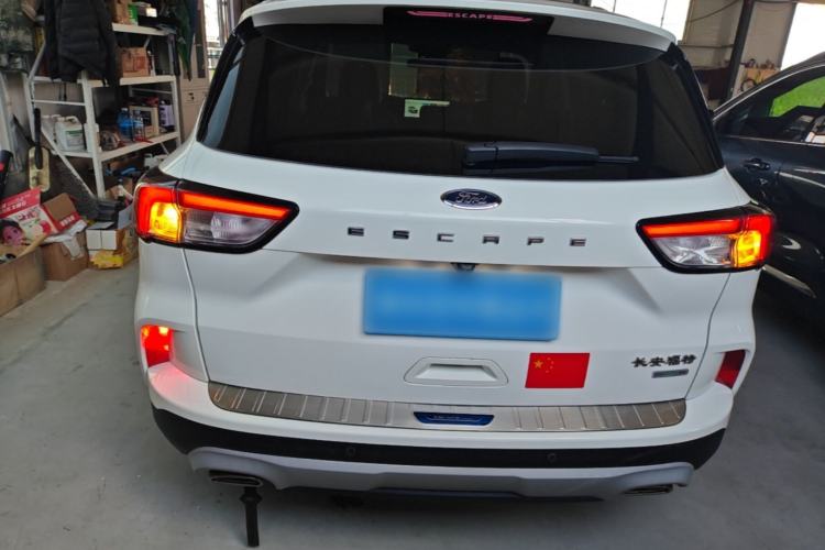 Ford Escape 2020 — 5