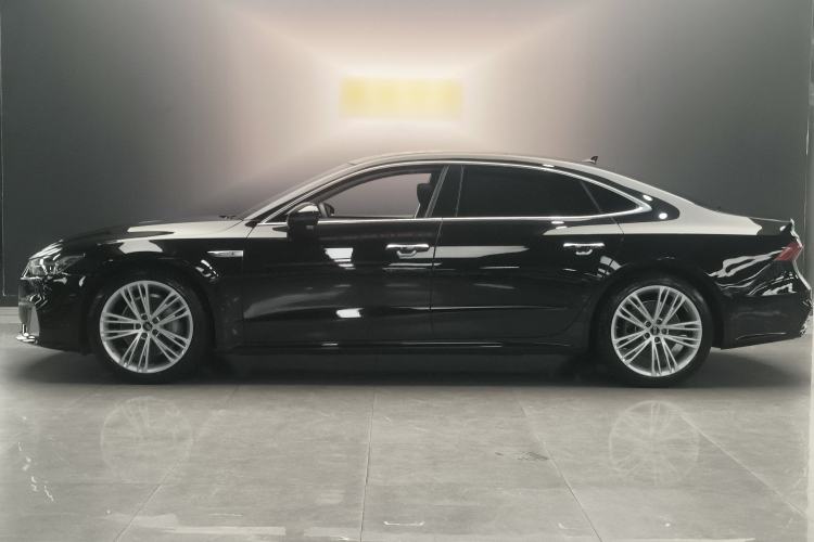 Audi A7L 2024 — фото 4