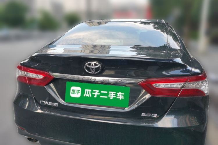 Toyota Camry 2019 — 5