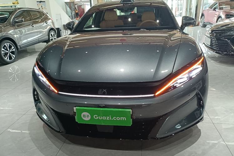 BYD Han L 2025 — 2
