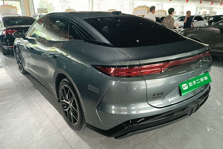 BYD Han L 2025 — 4