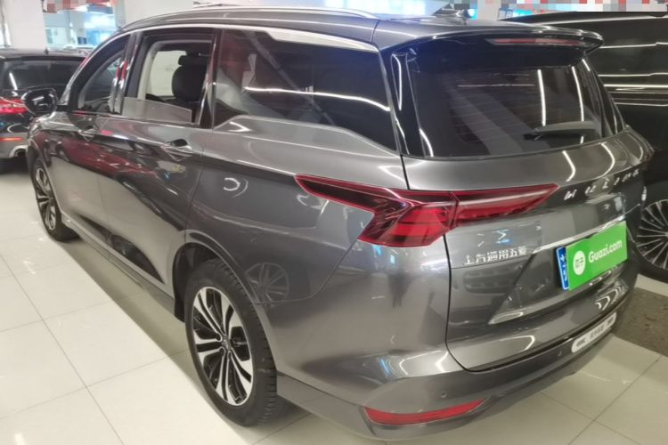 Wuling Victory 2020 — 4