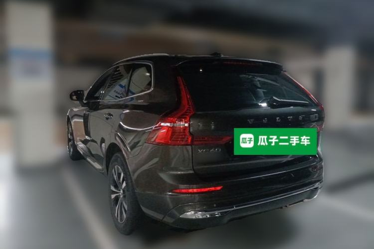 Volvo XC60 2022 — фото 4