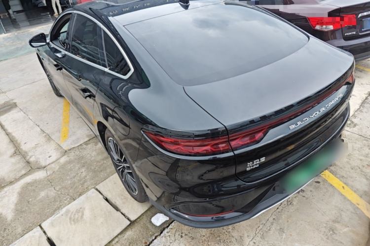 BYD Han 2025 — 4