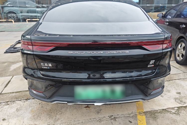 BYD Han 2025 — 5