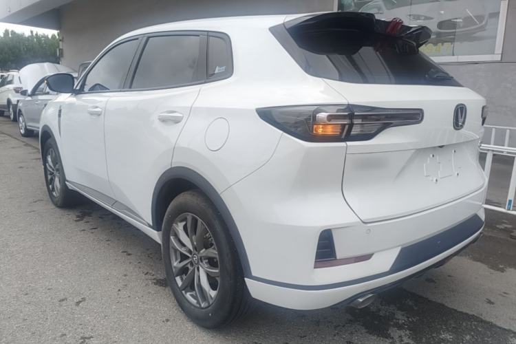 ChangAn CS55 Plus 2024 — фото 4