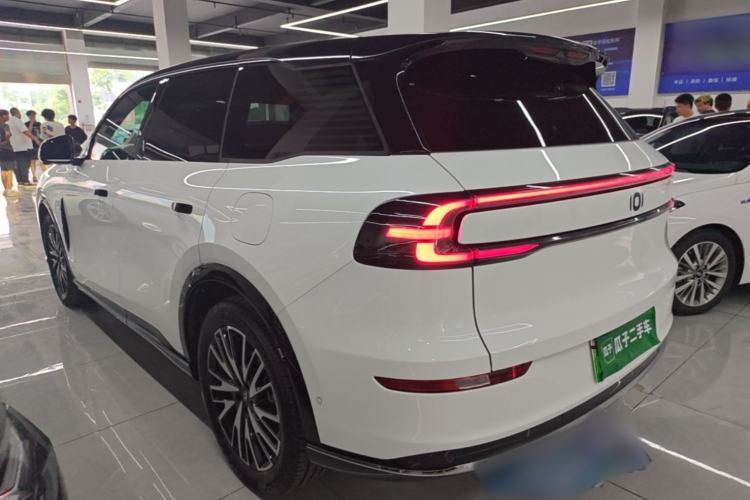 ChangAn NEVO Q07 2025 — фото 4