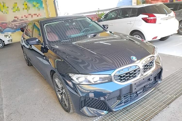 BMW 325Li 2025 — 3