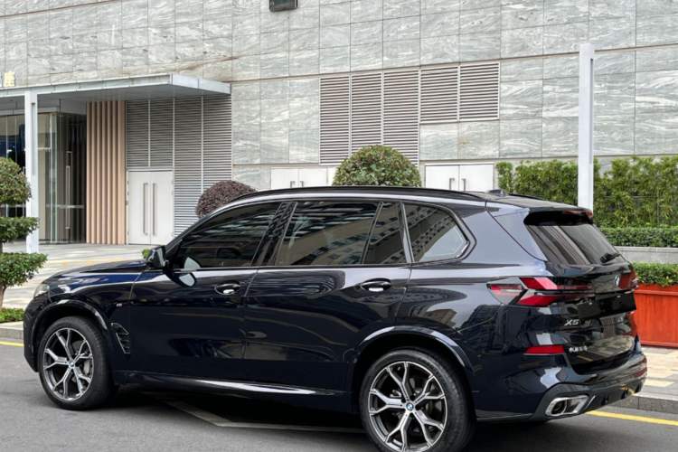 BMW X5 2023 — 4