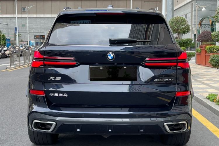 BMW X5 2023 — 5