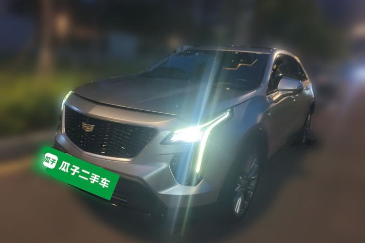 Cadillac xt4 2022 — фото 1