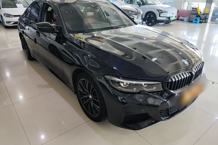 BMW 325i 2022 — 3