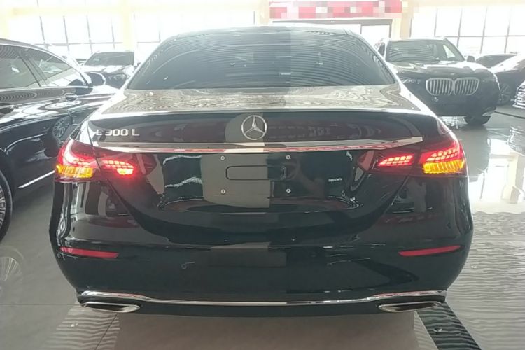 Mercedes-Benz E 300 L 2022 — 5