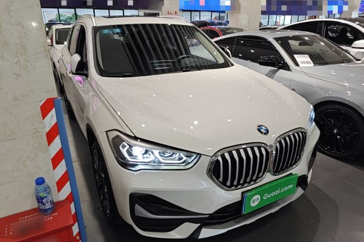 BMW X1 2020 — фото 3
