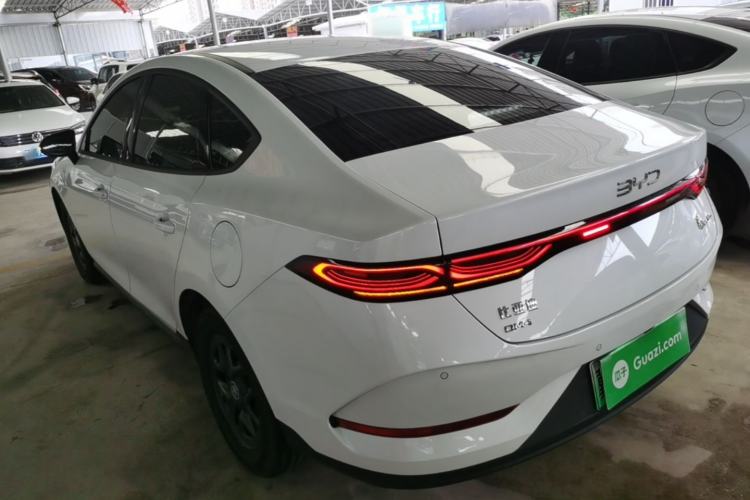 BYD Qin PLUS 2025 — фото 4