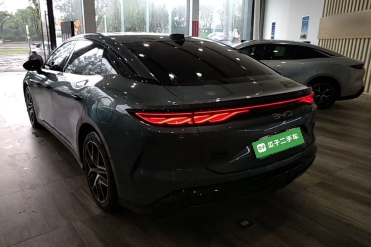 BYD Han L 2025 — 4