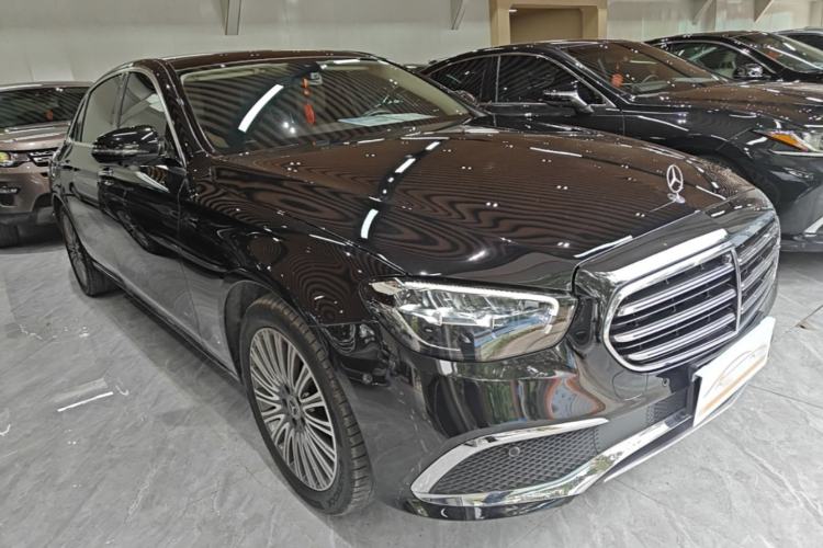 Mercedes-Benz E 300 L 2023 — фото 3