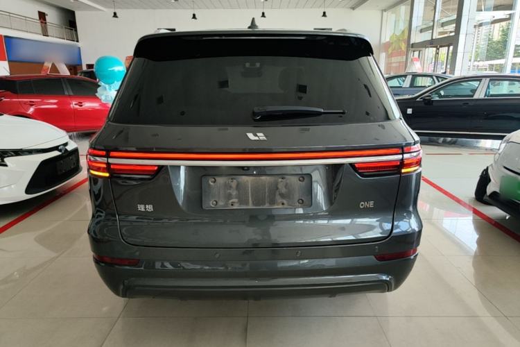 Li Auto ONE 2020 — 5