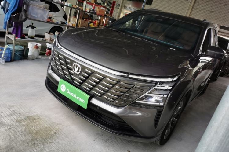 ChangAn CS75 PLUS 2025 — фото 1